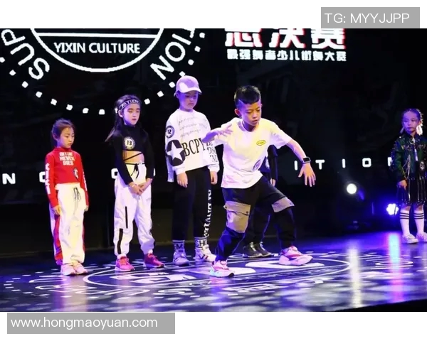 全国街舞大赛点评:北京街舞队速度表现引发热议与赞赏