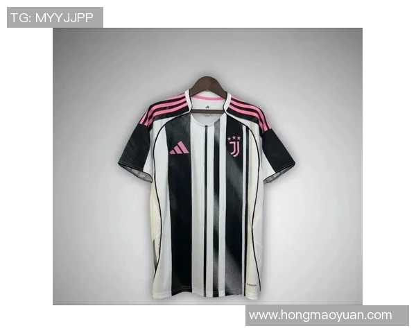 足球明星时尚穿搭解析精选呢子衣服图片展示与搭配技巧