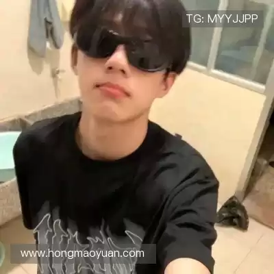 郦蔚